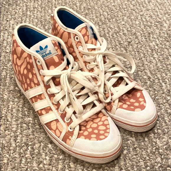 Retro Adidas Women’s Sneakers - Picture 2 of 4